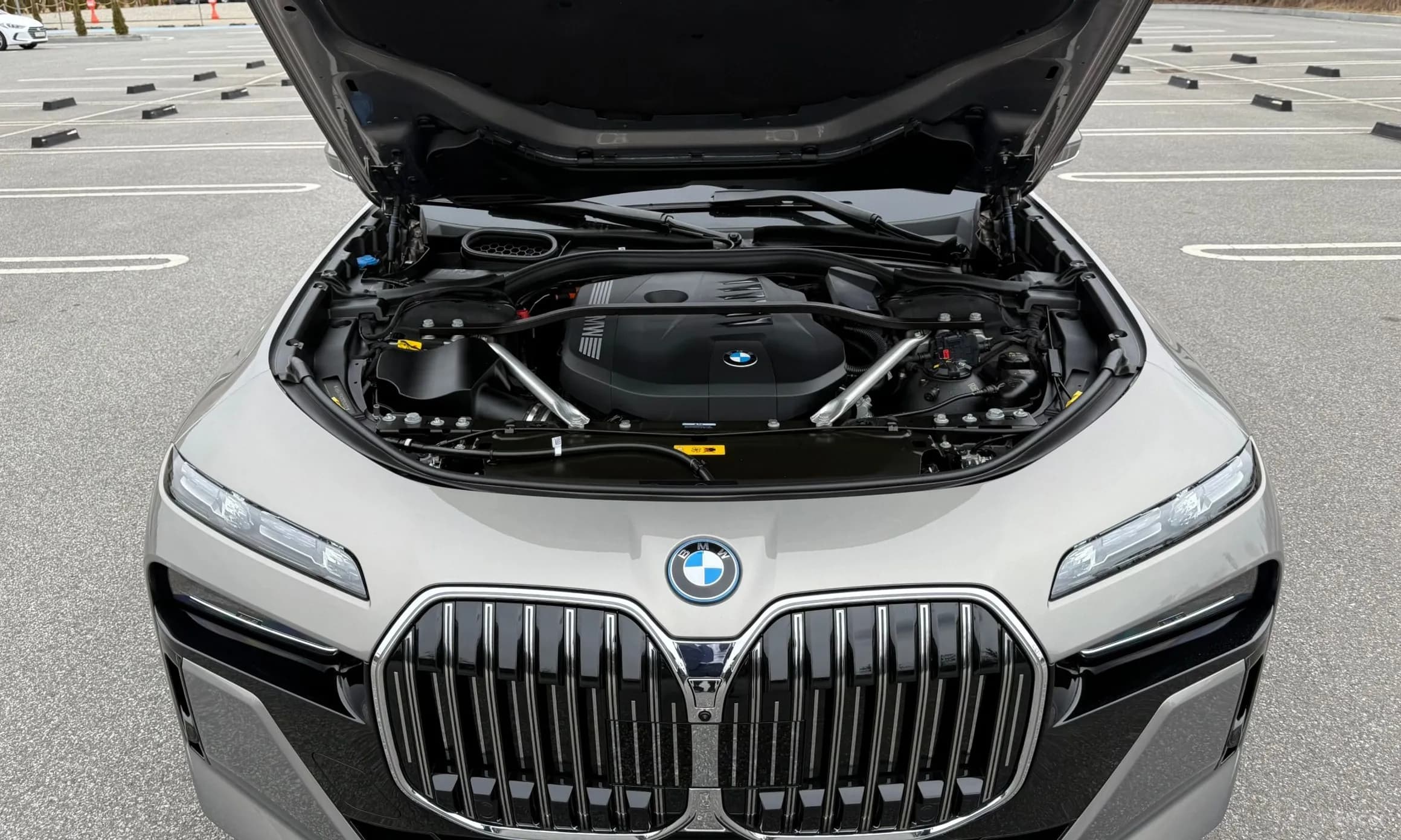 7 Series (G70)