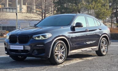X4 (G02)