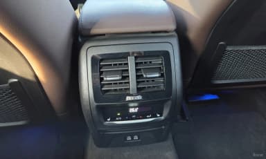 X4 (G02)