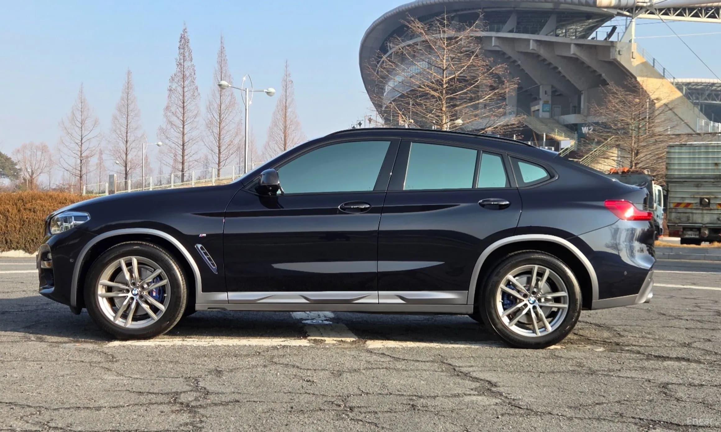 X4 (G02)