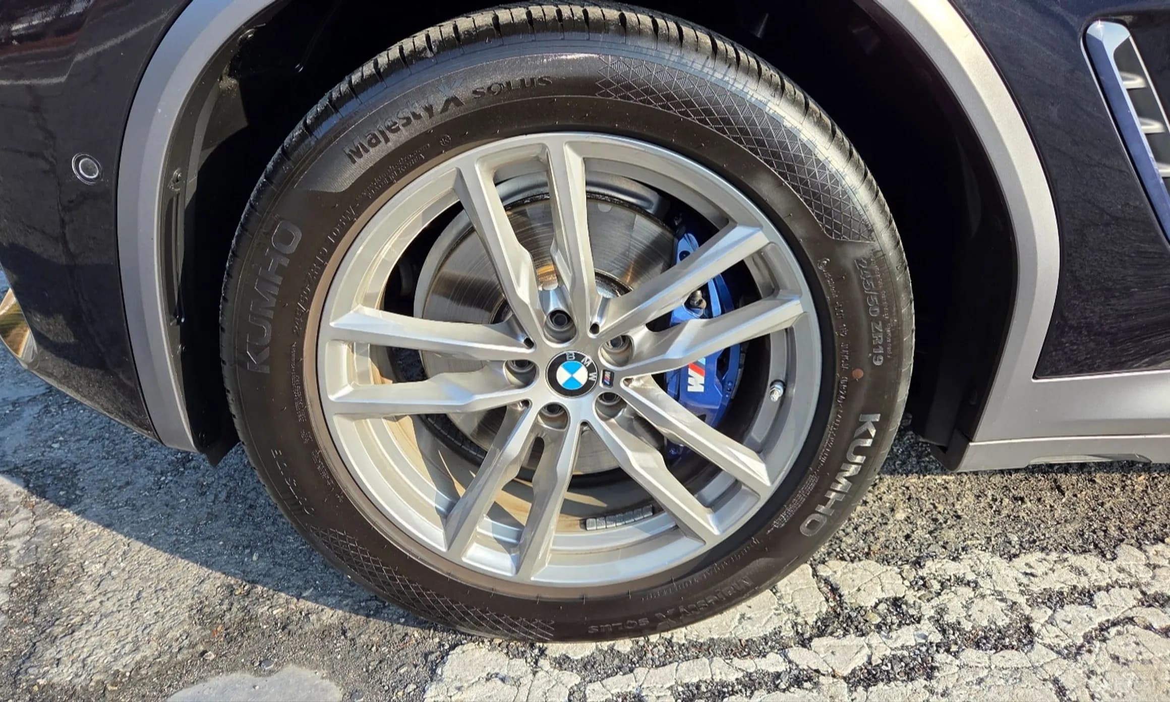 X4 (G02)
