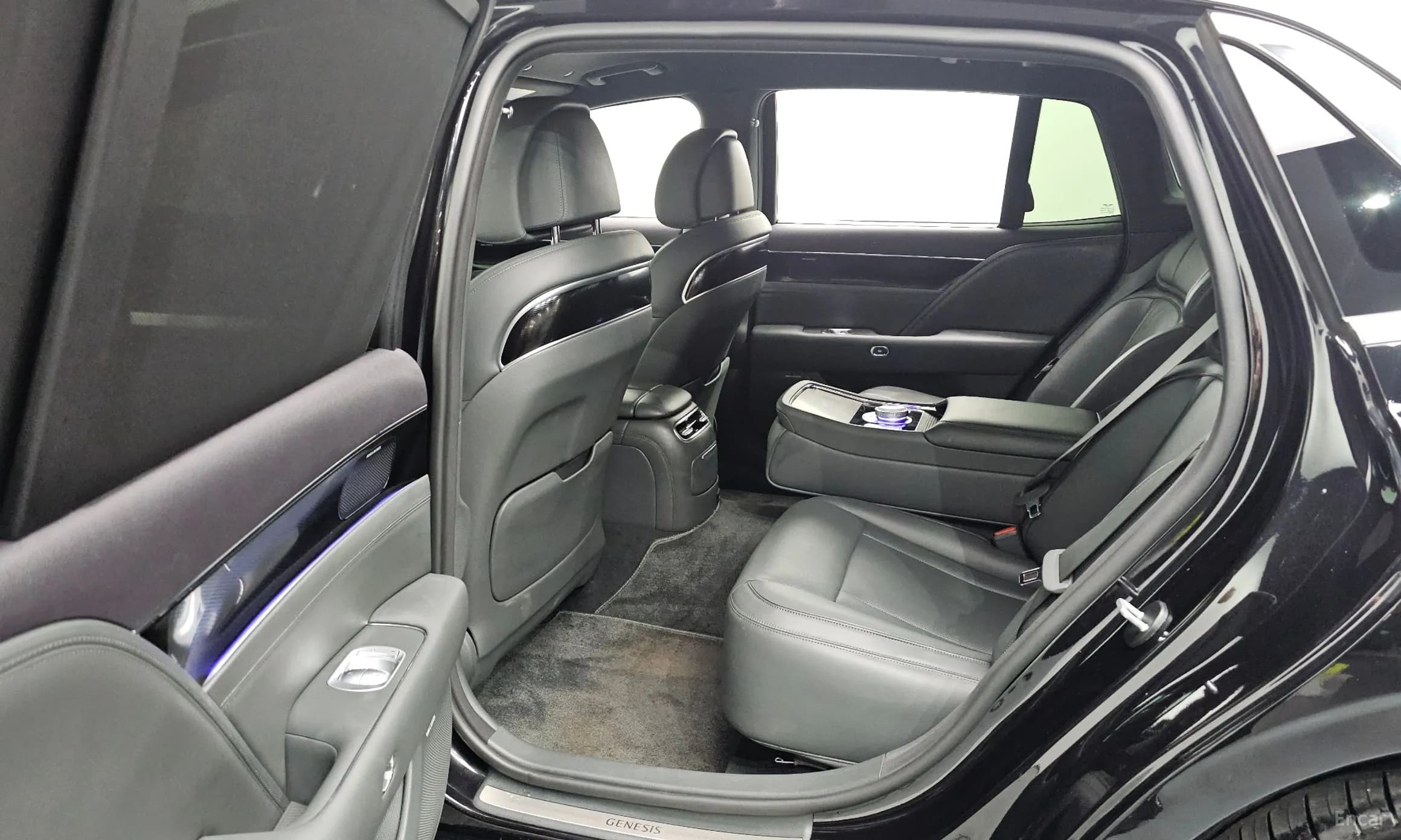 G90 (RS4)