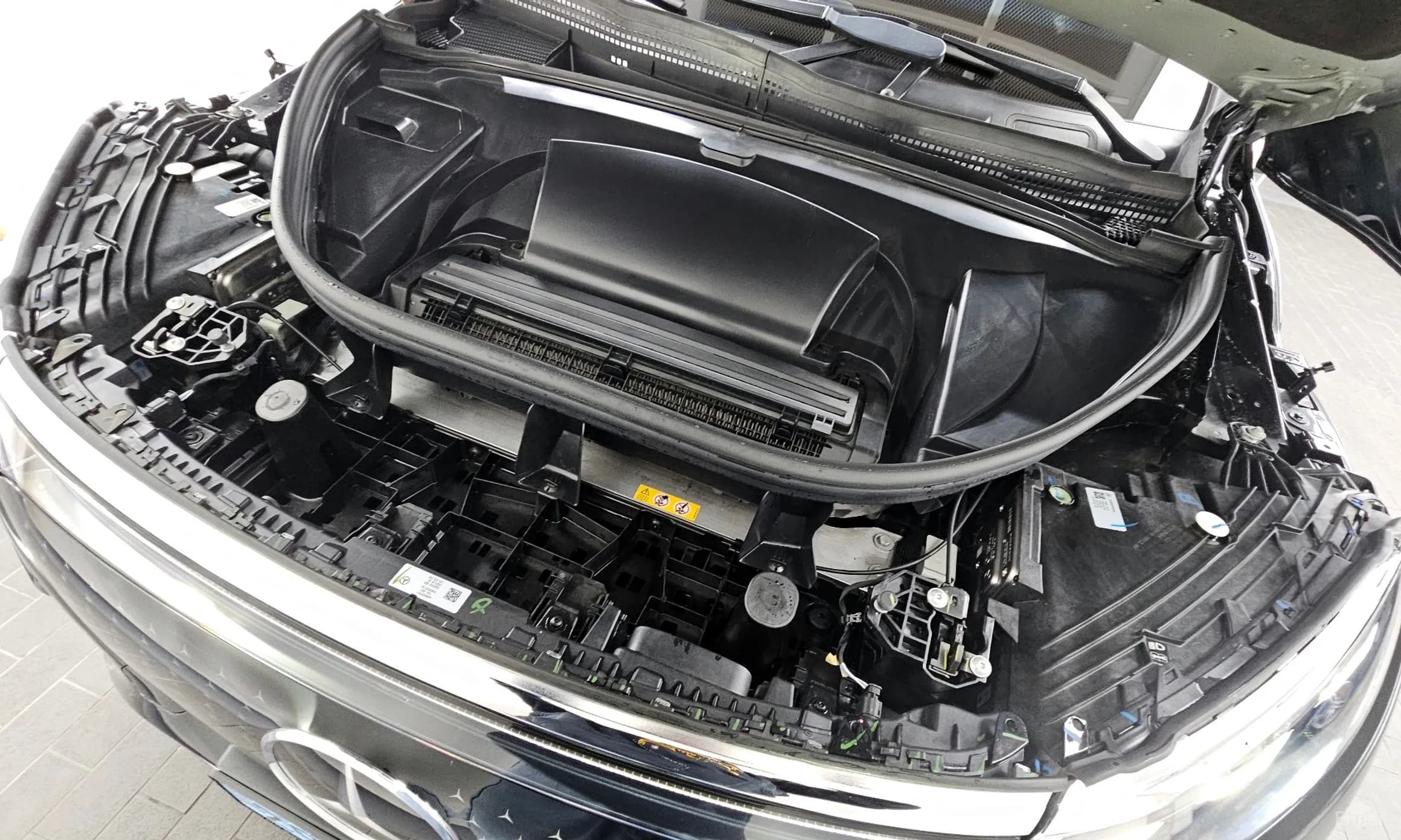 EQS SUV X296