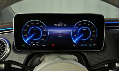 EQS SUV X296