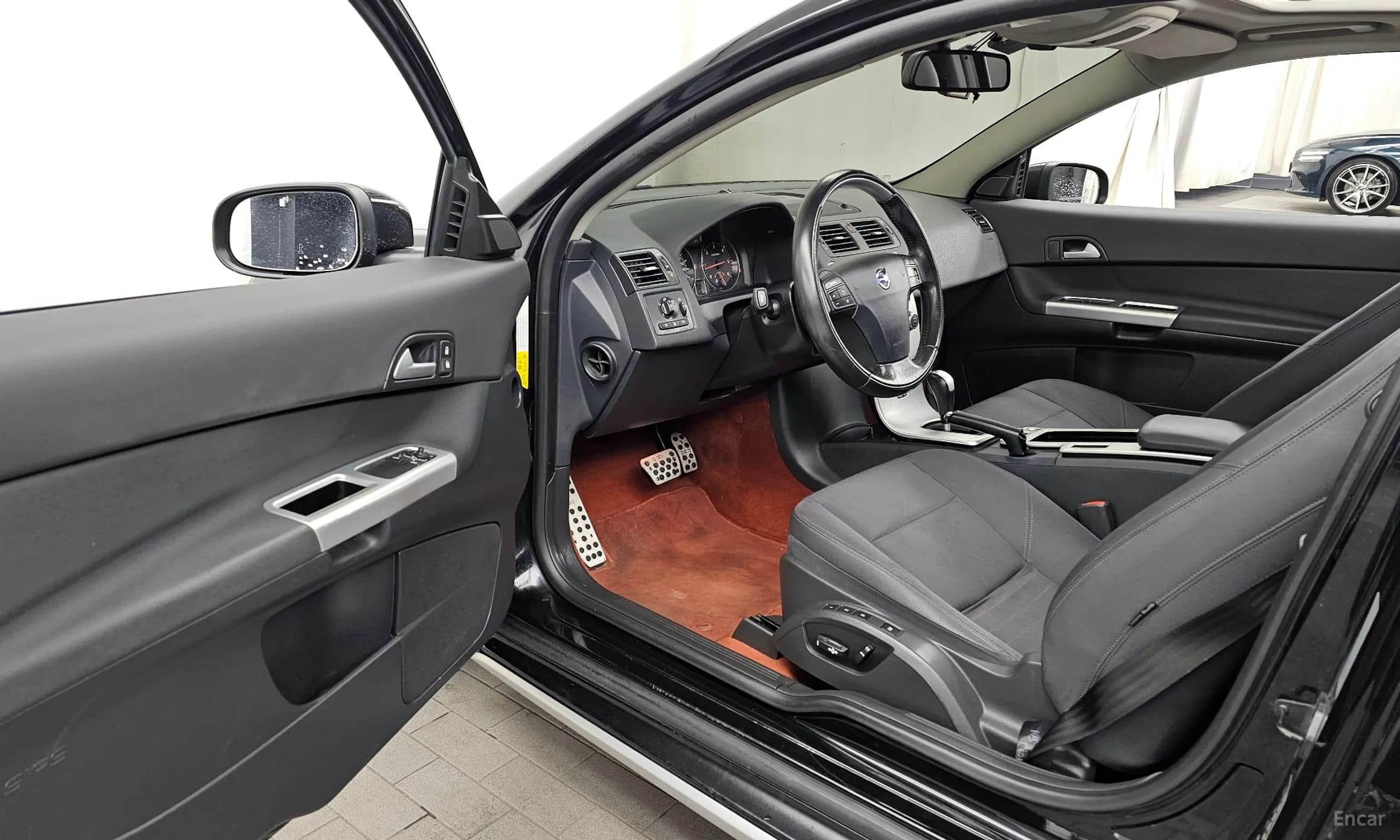 C30.
