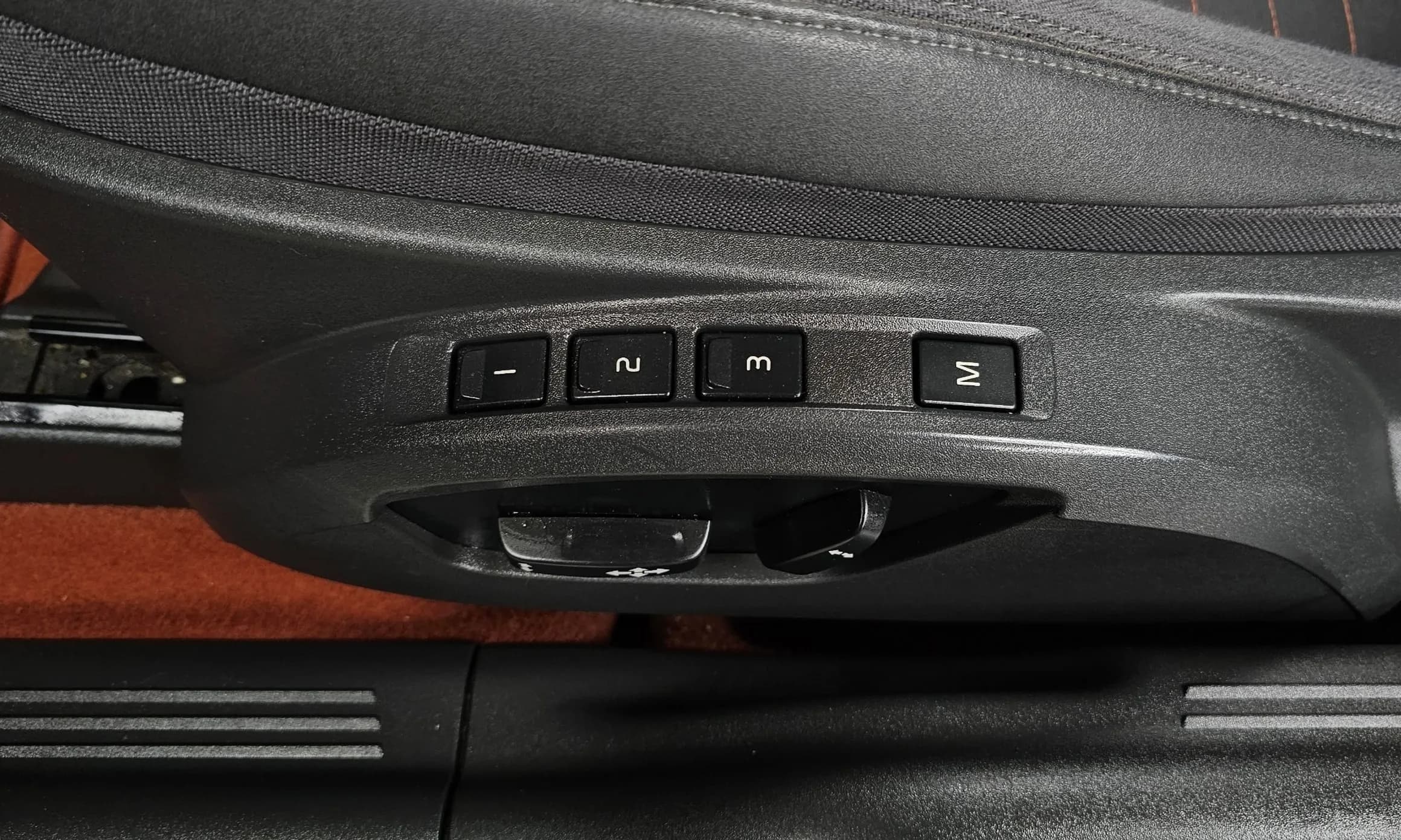 C30.