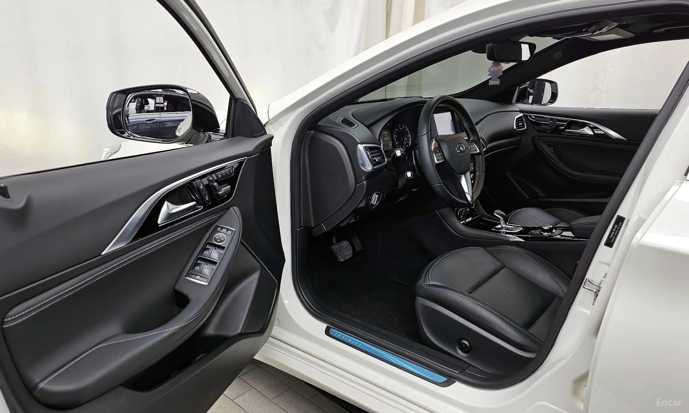 Q30