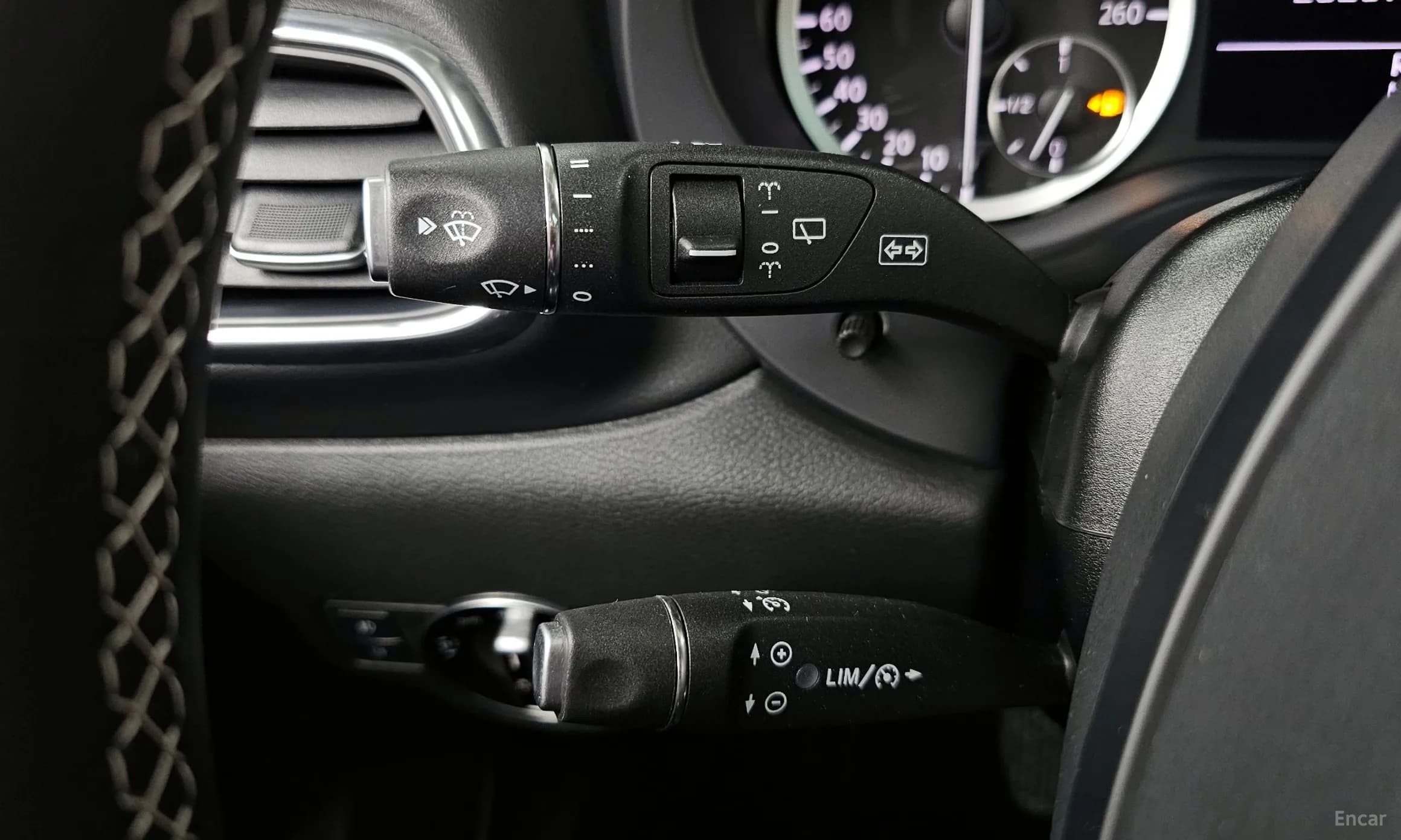 Q30