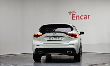 Q30