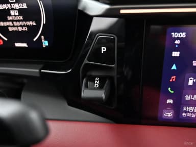Macan EV