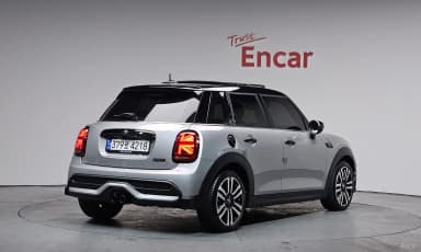 Cooper S