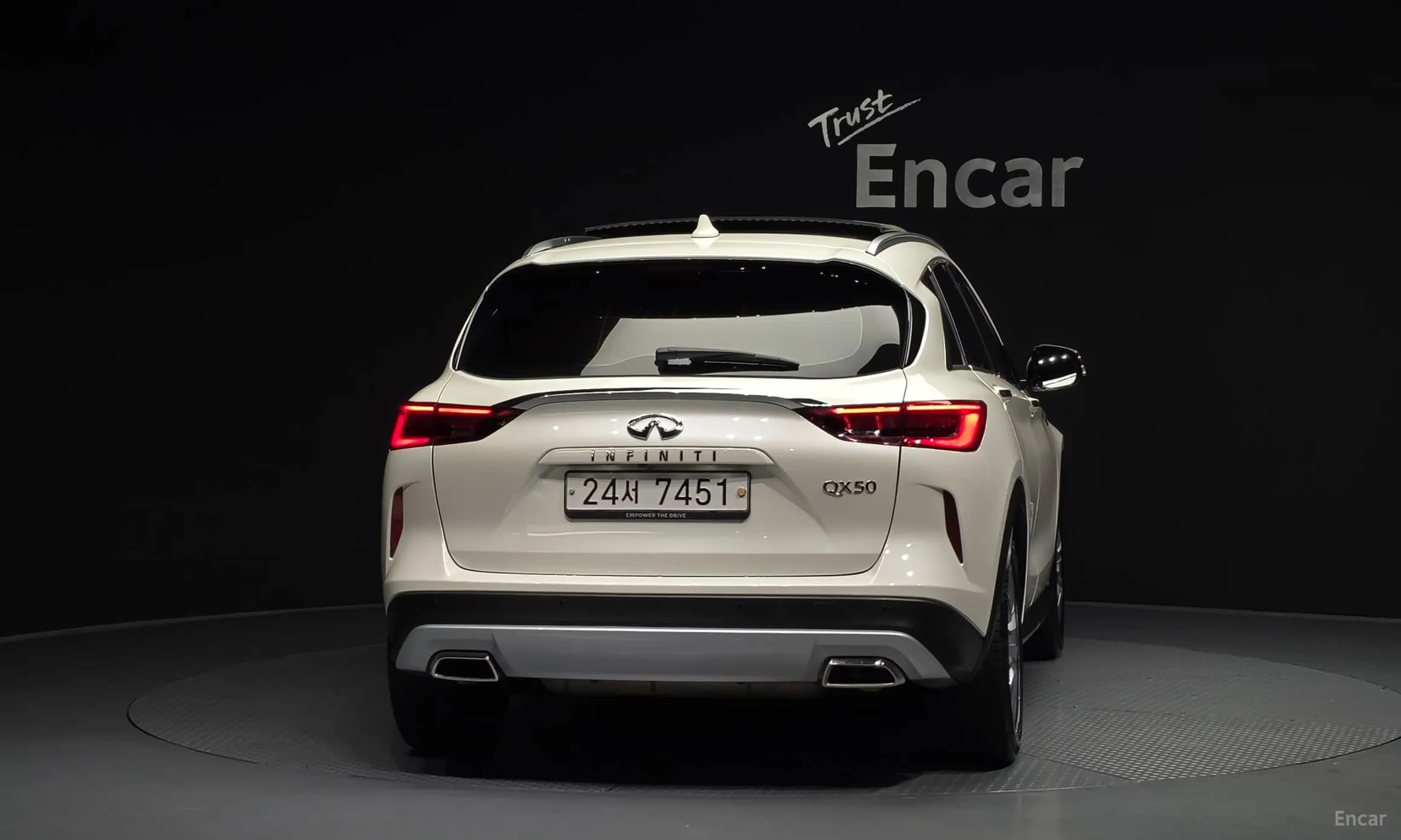 QX50 (P71A)