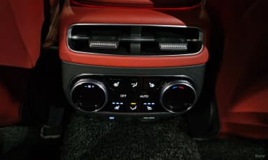 GV70