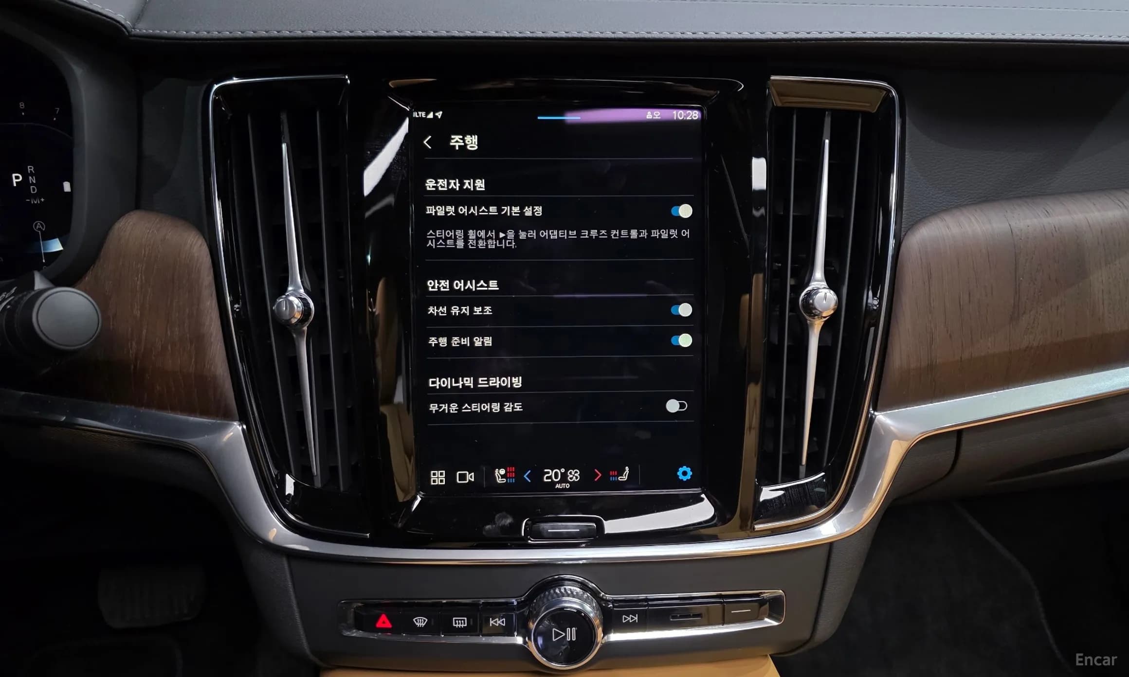 S90