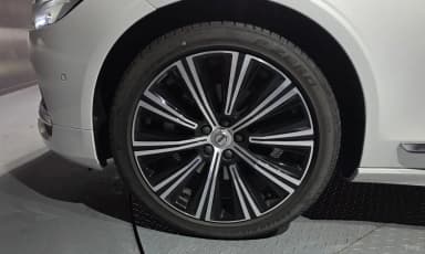 S90