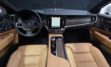 S90