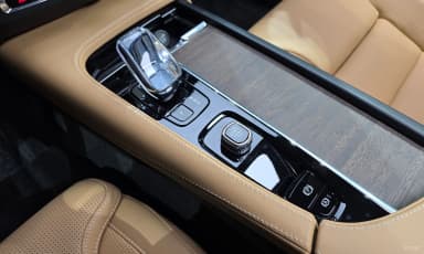S90