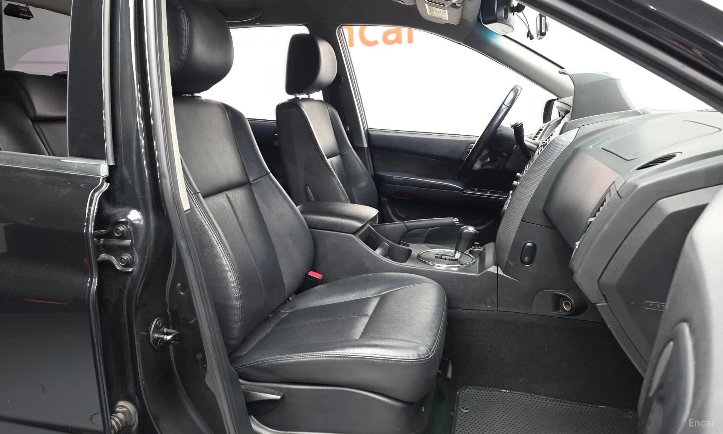 Korando Sports
