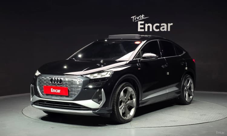 Q4 e-tron (F4)