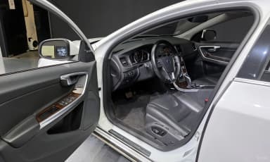 S60