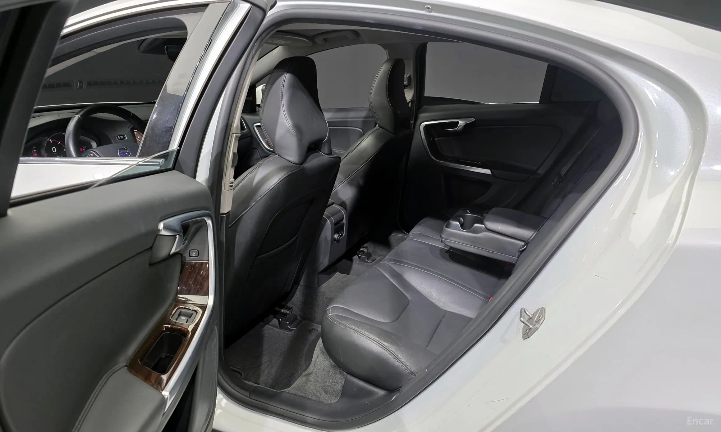 S60
