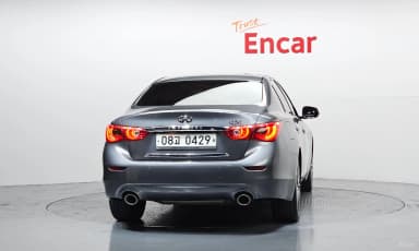 Q50