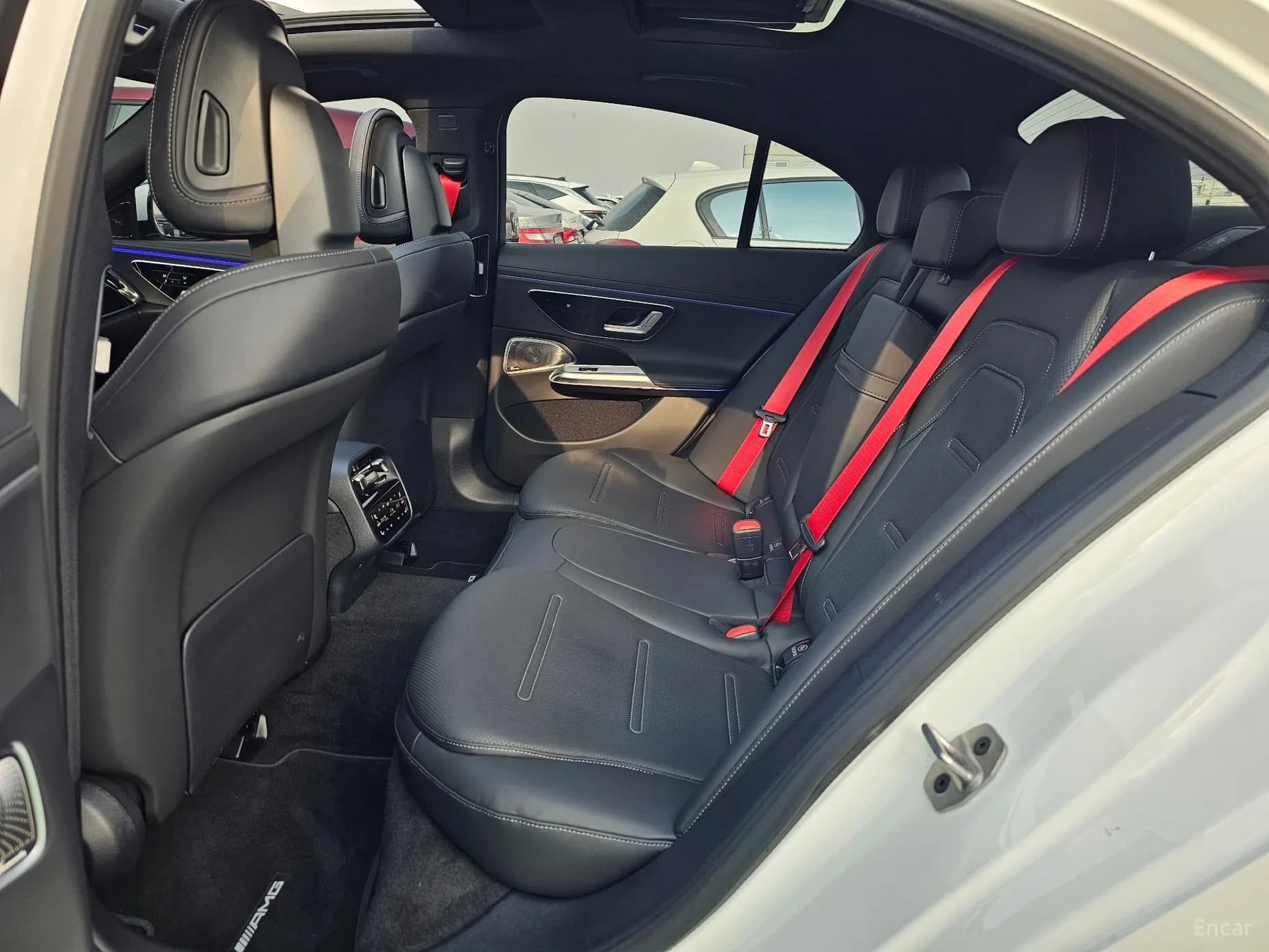 E-Class W214