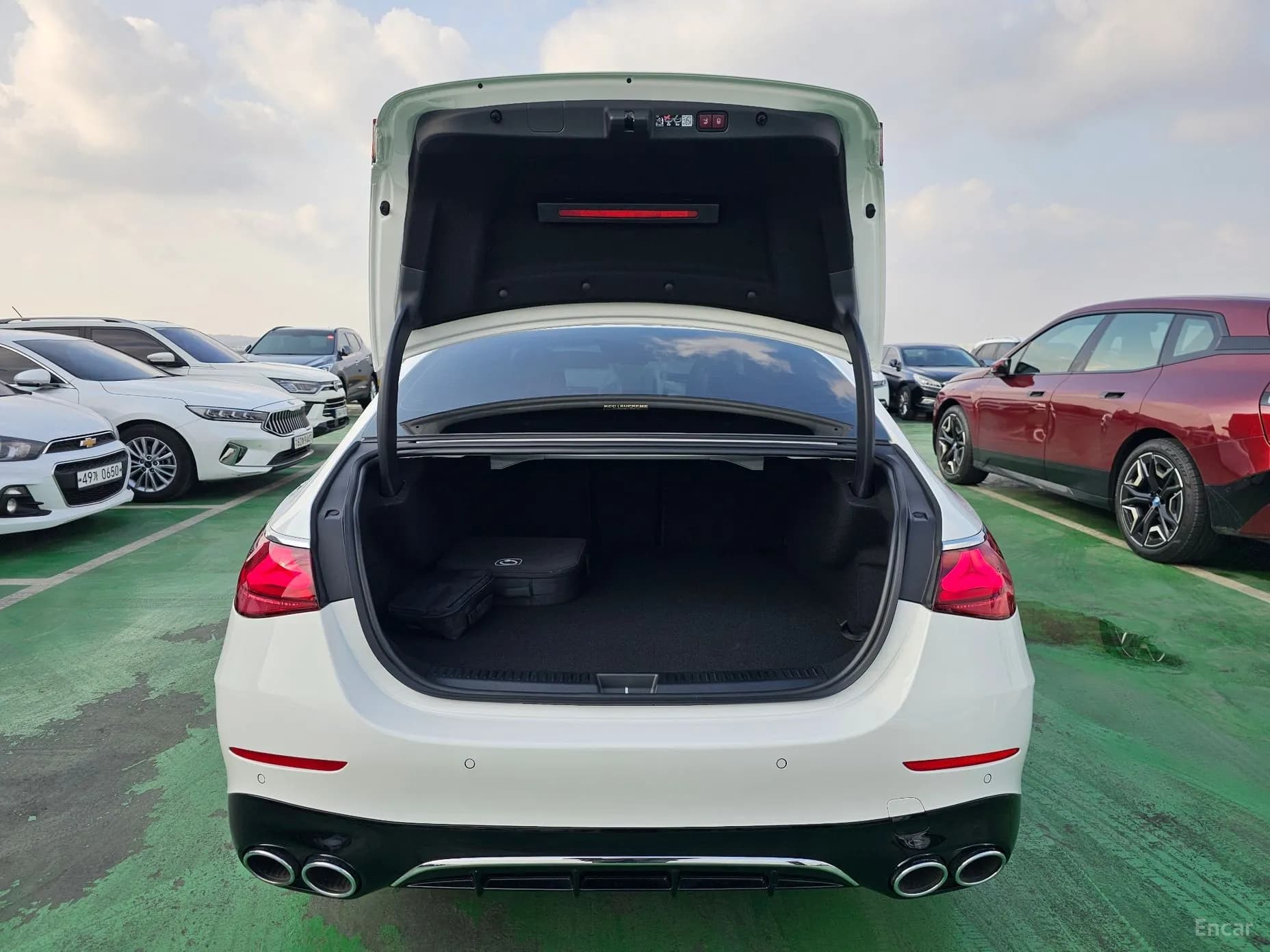 E-Class W214