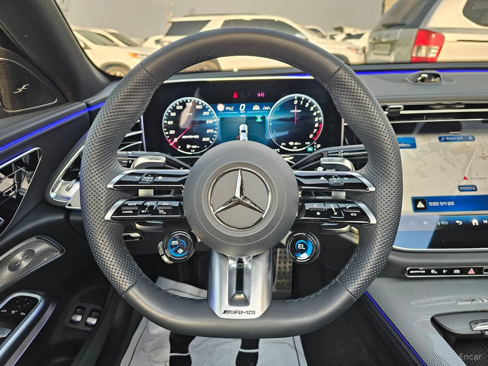 E-Class W214