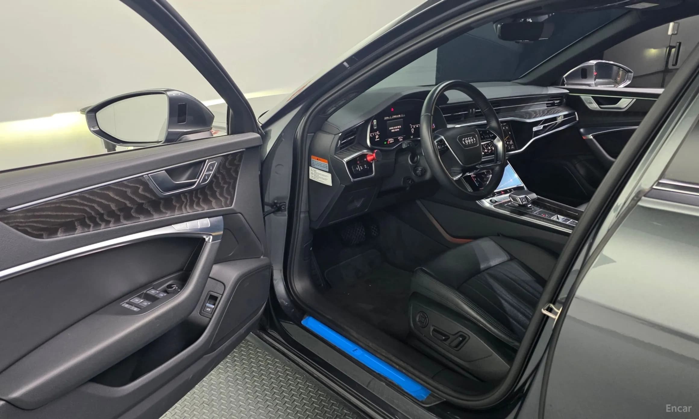 A6 (C8)