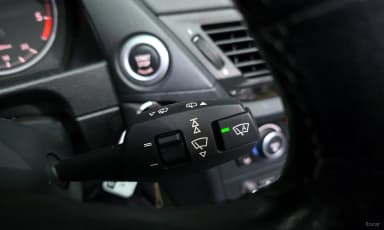 X1 (E84)
