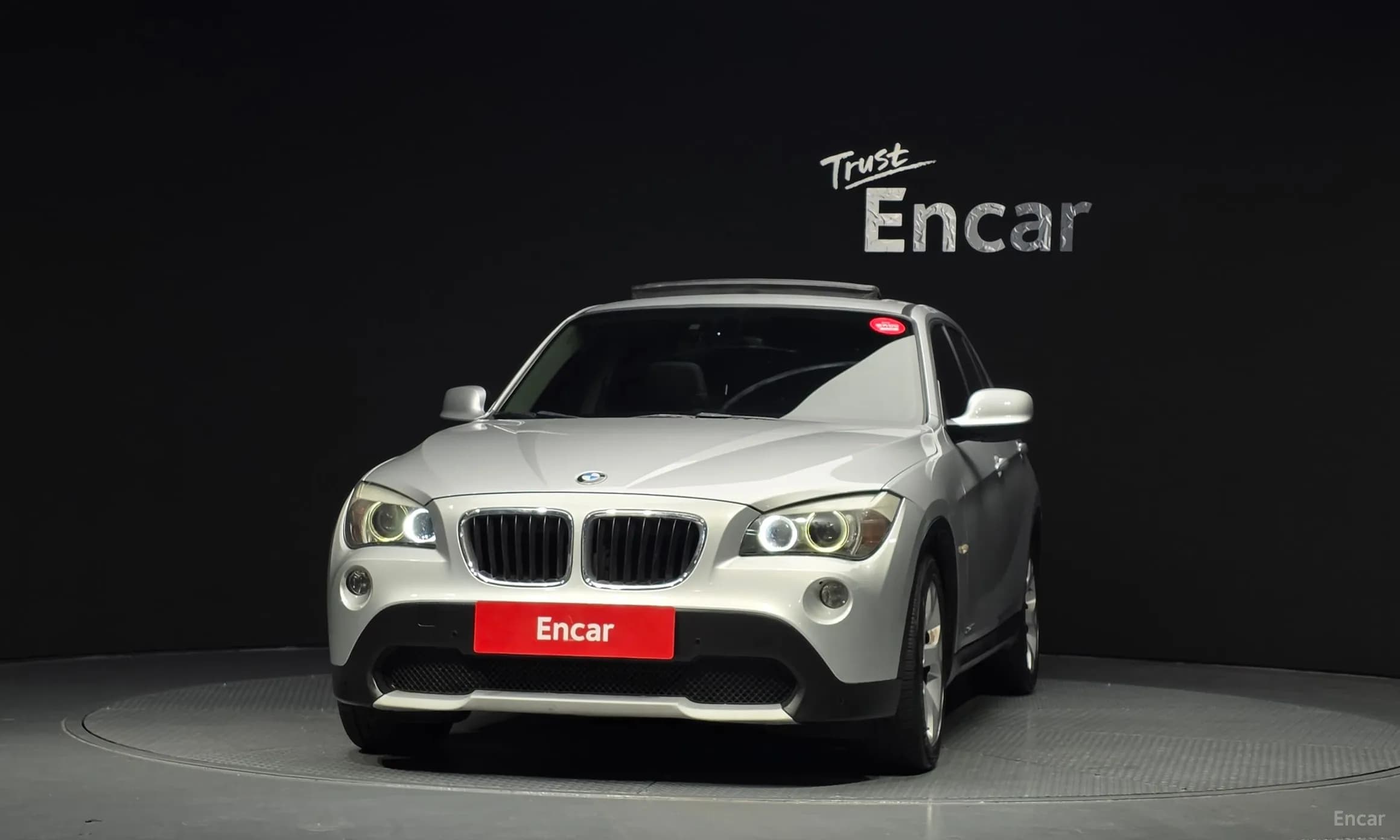 X1 (E84)
