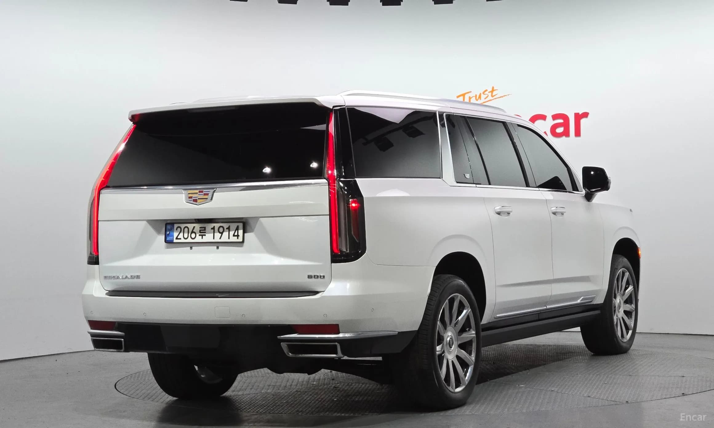 Escalade 5th Generation