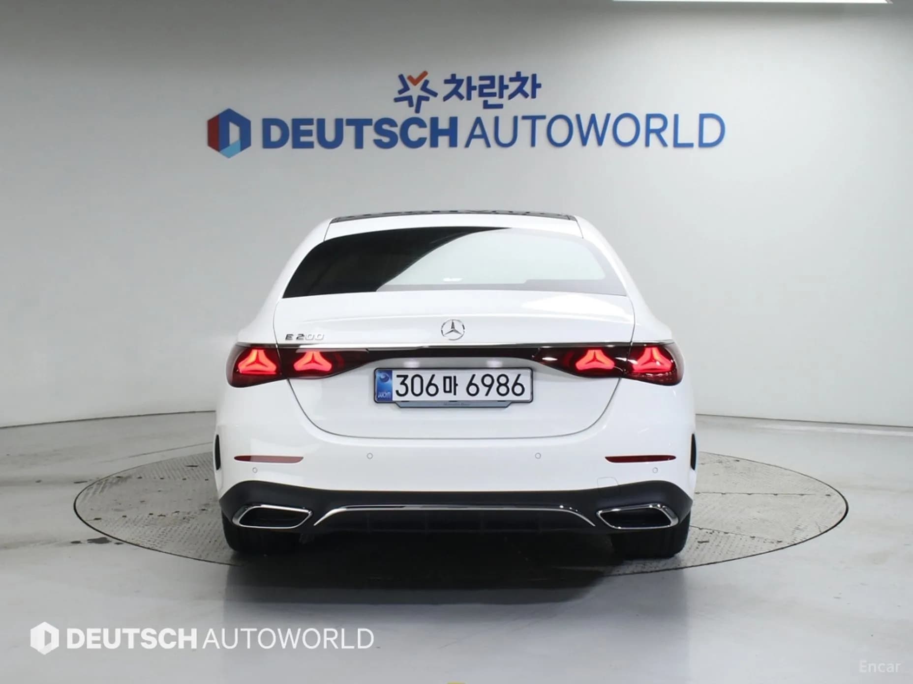 E-Class W214