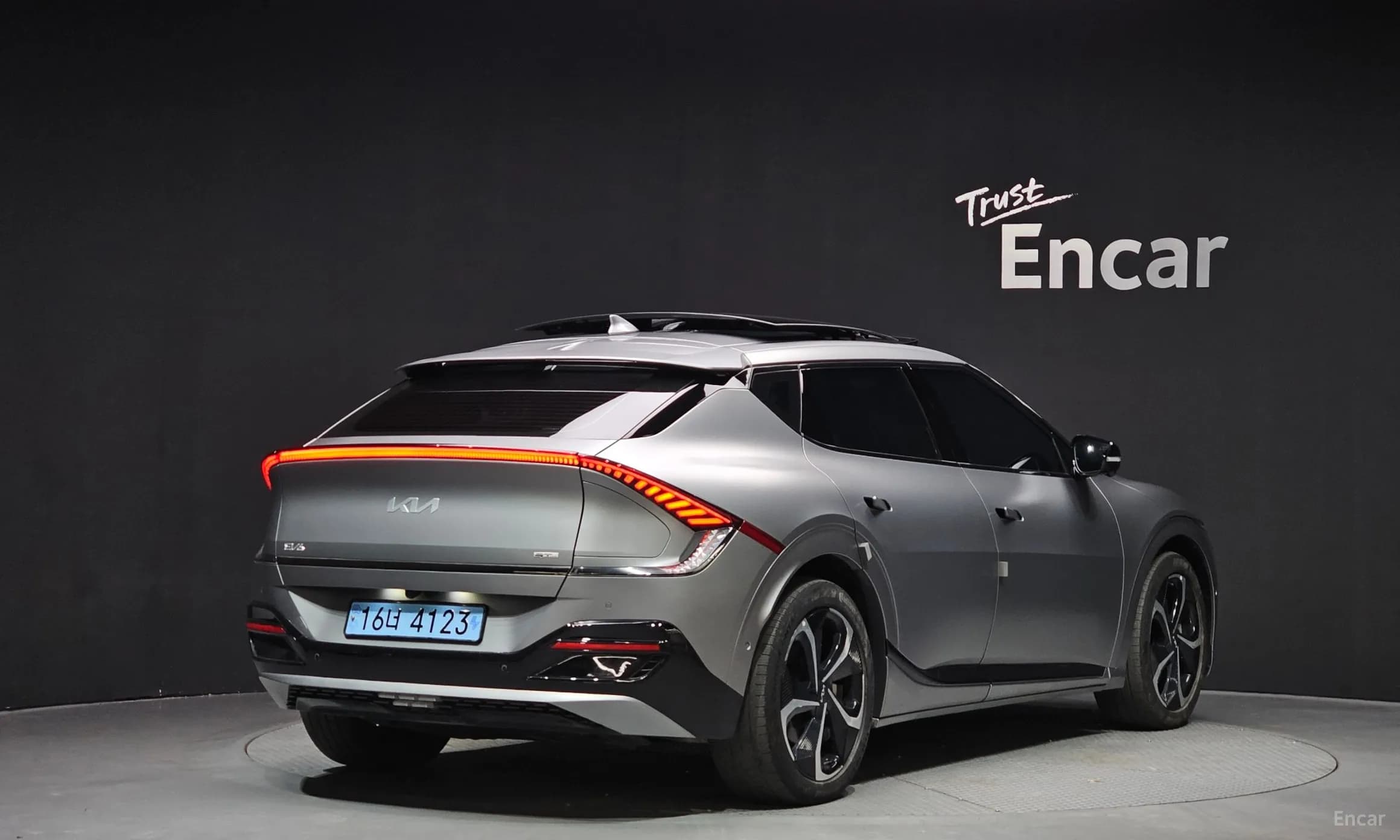 EV6