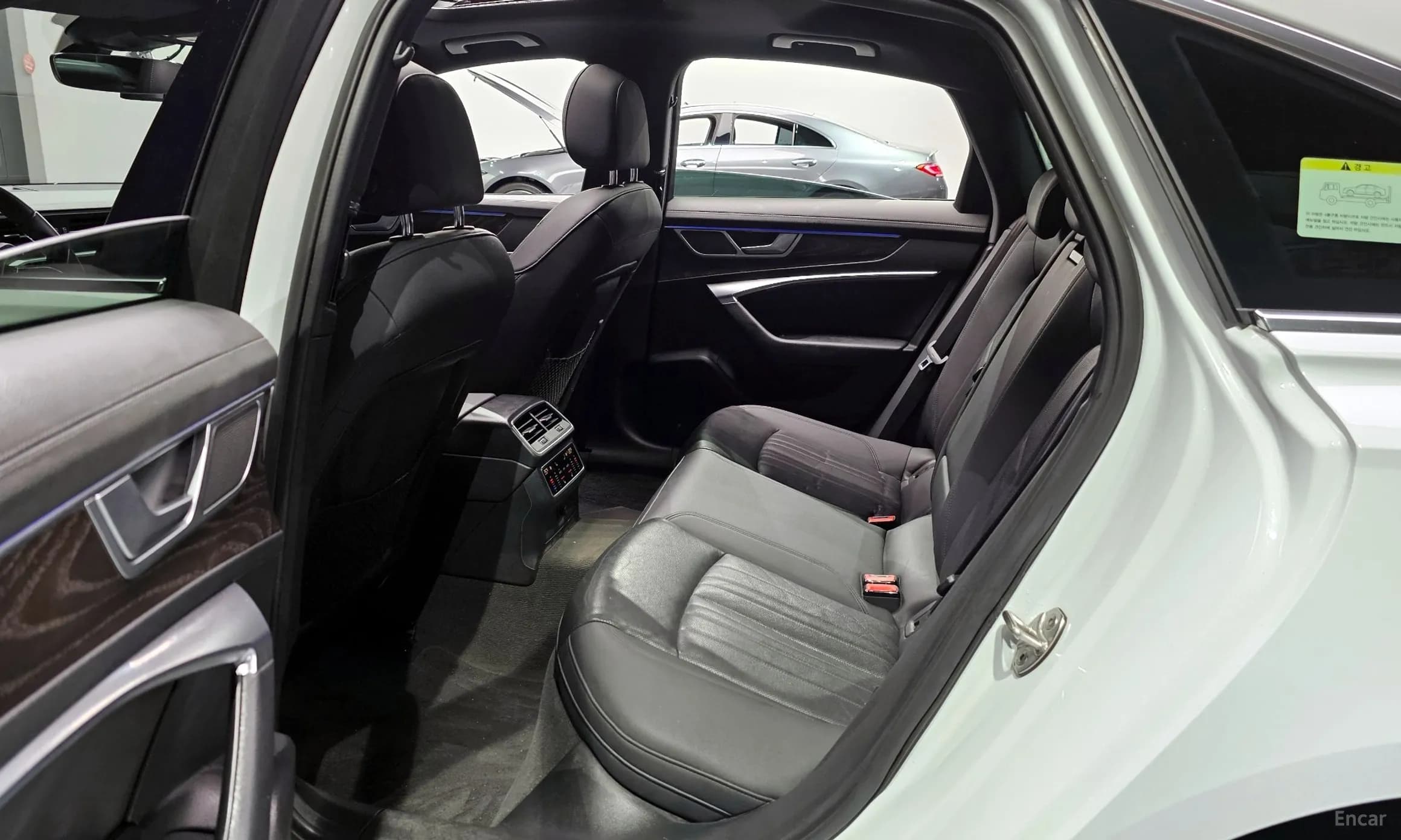 A6 (C8)