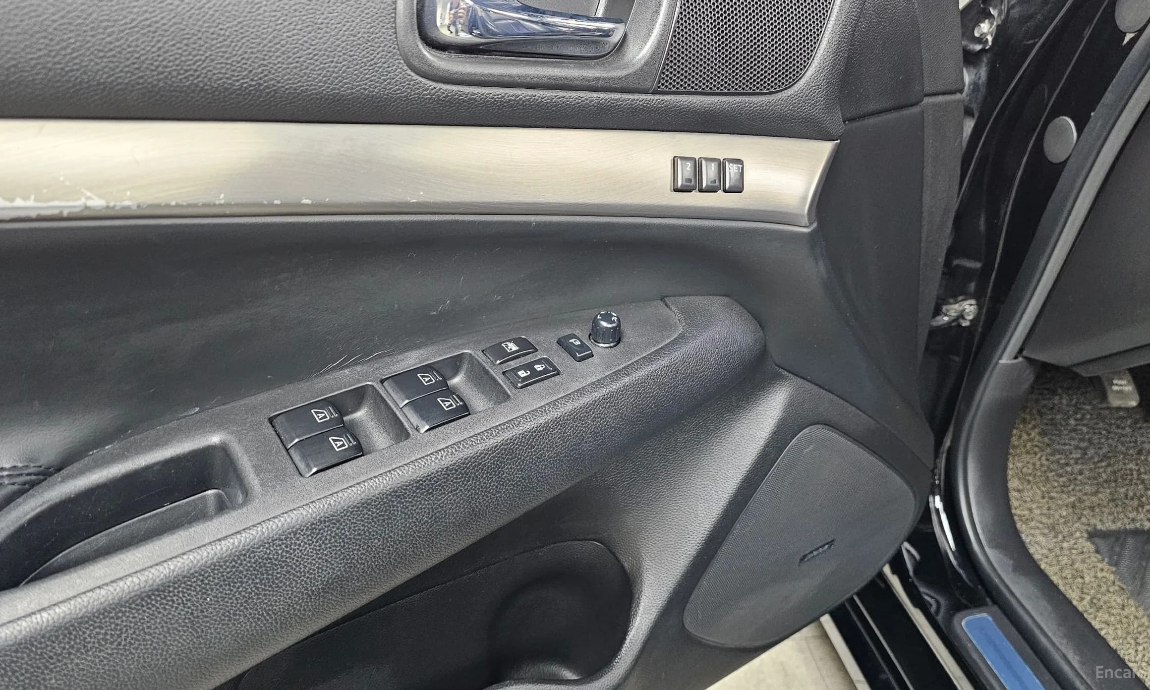 G25