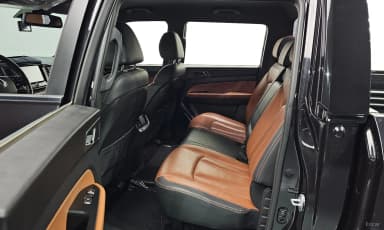 Rexton Sports Khan