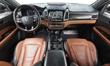 Rexton Sports Khan