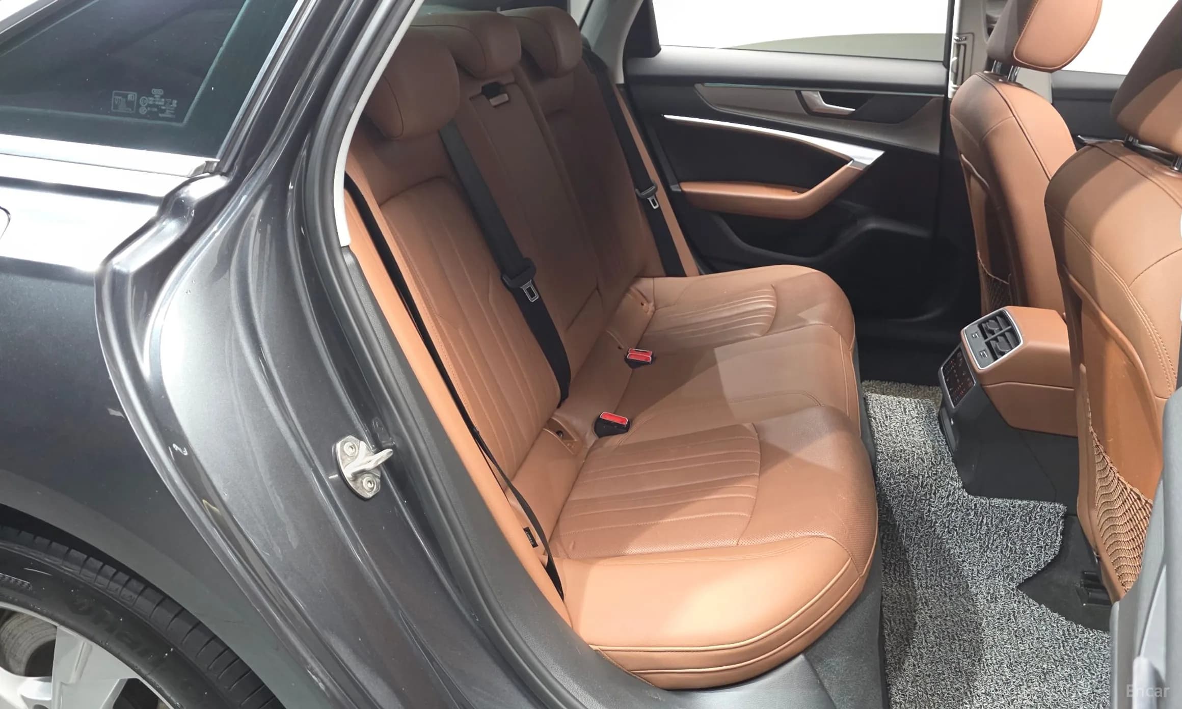A6 (C8)