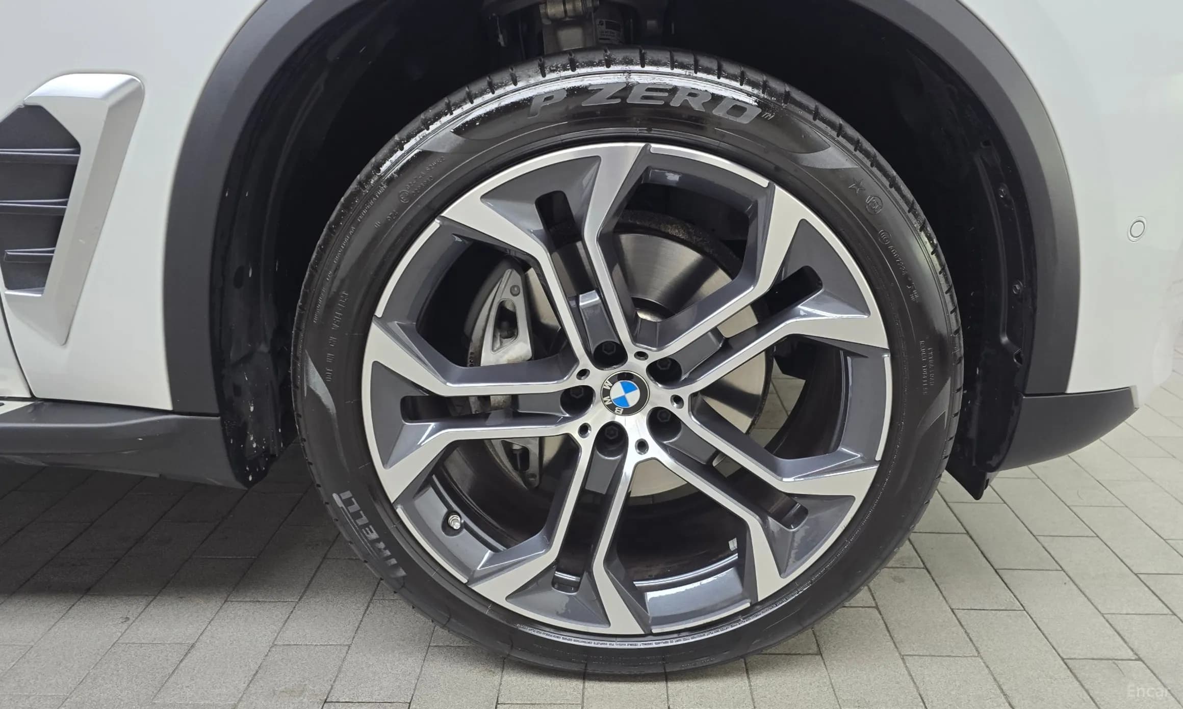 X5 (G05)