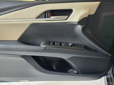 Camry (XV80)