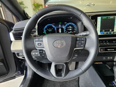 Camry (XV80)