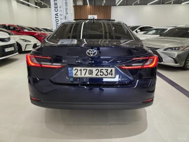 Camry (XV80)