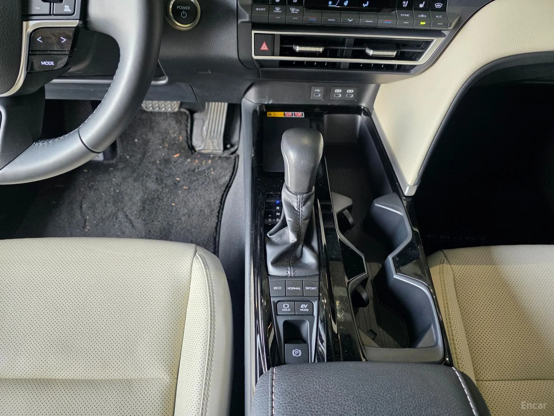 Camry (XV80)