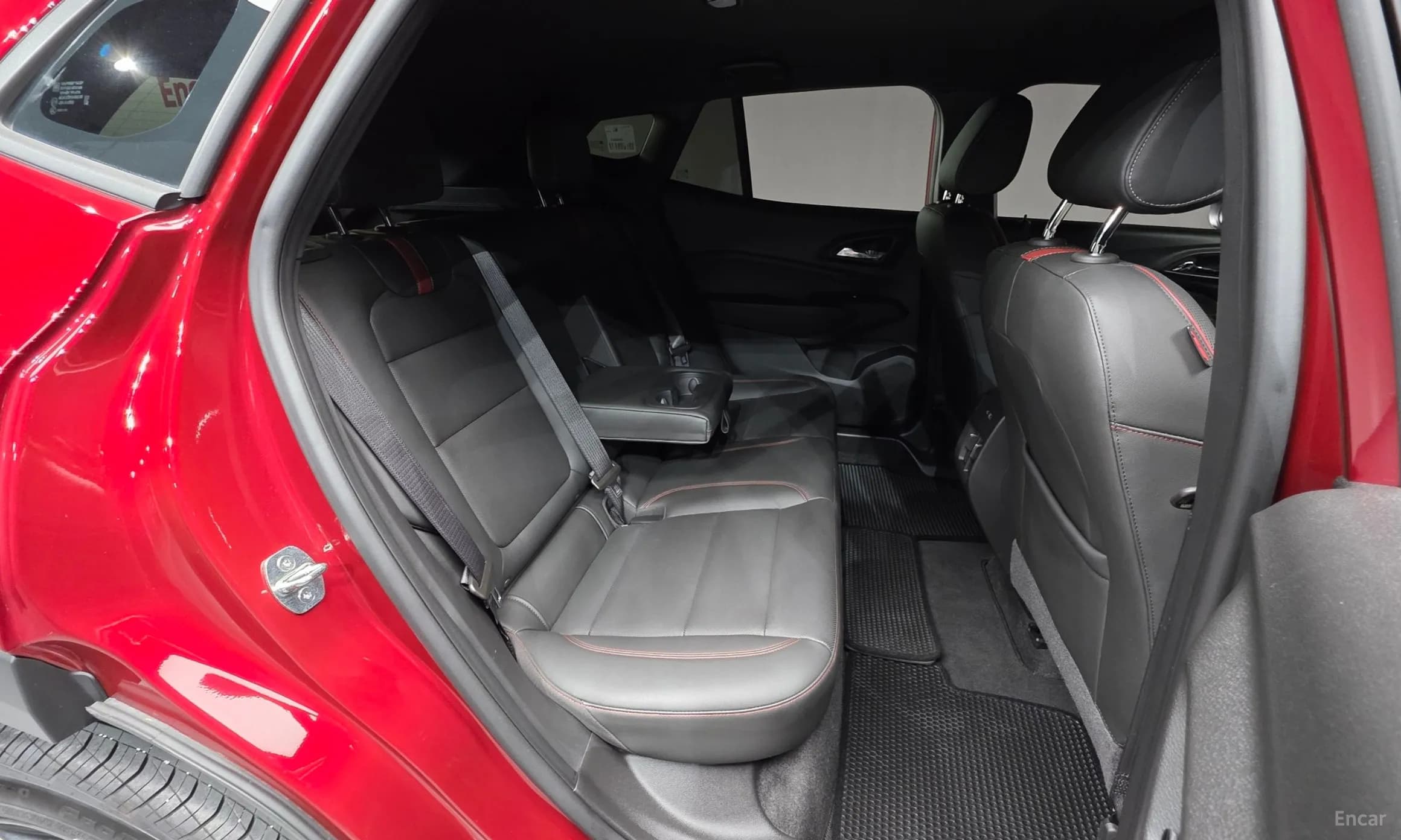 Trax Crossover
