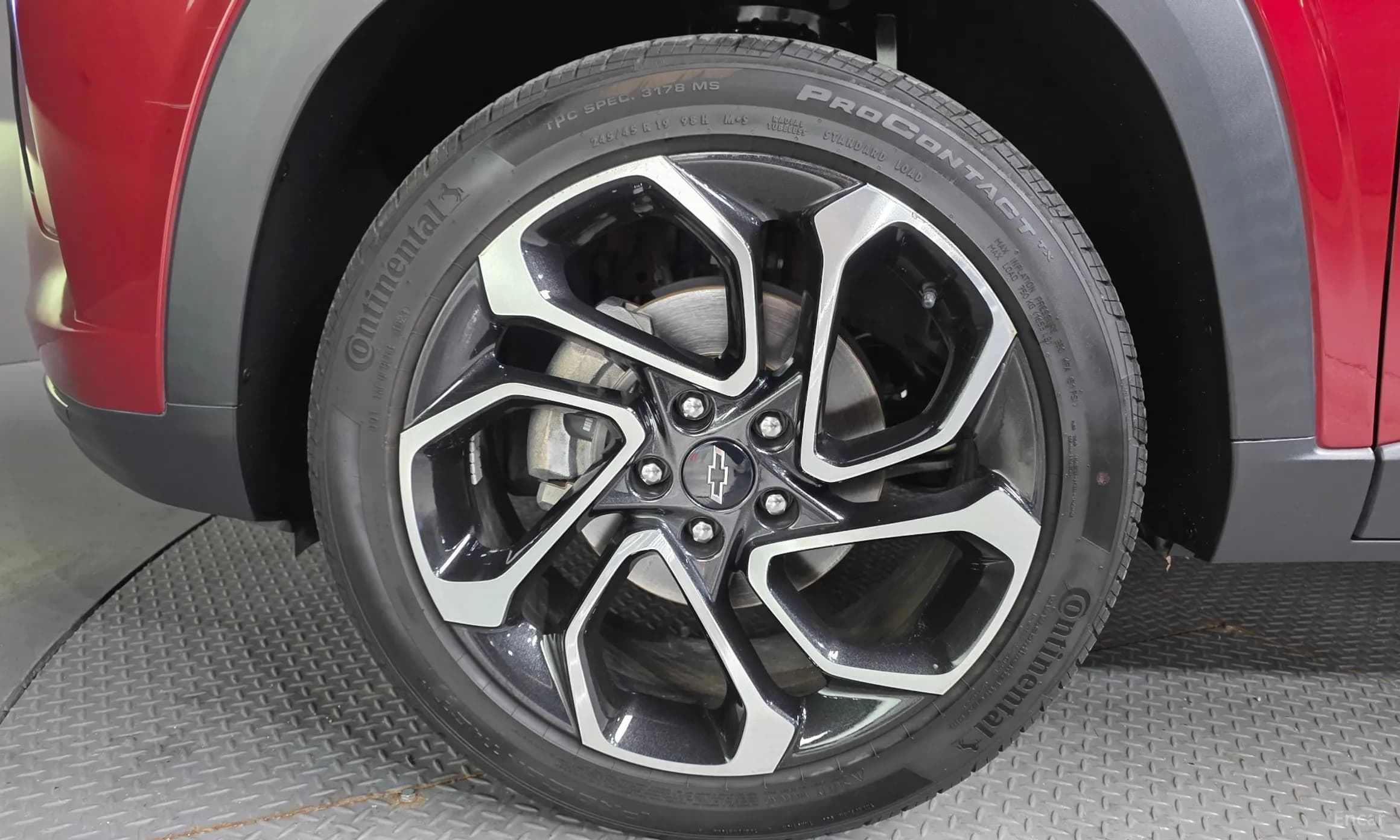 Trax Crossover