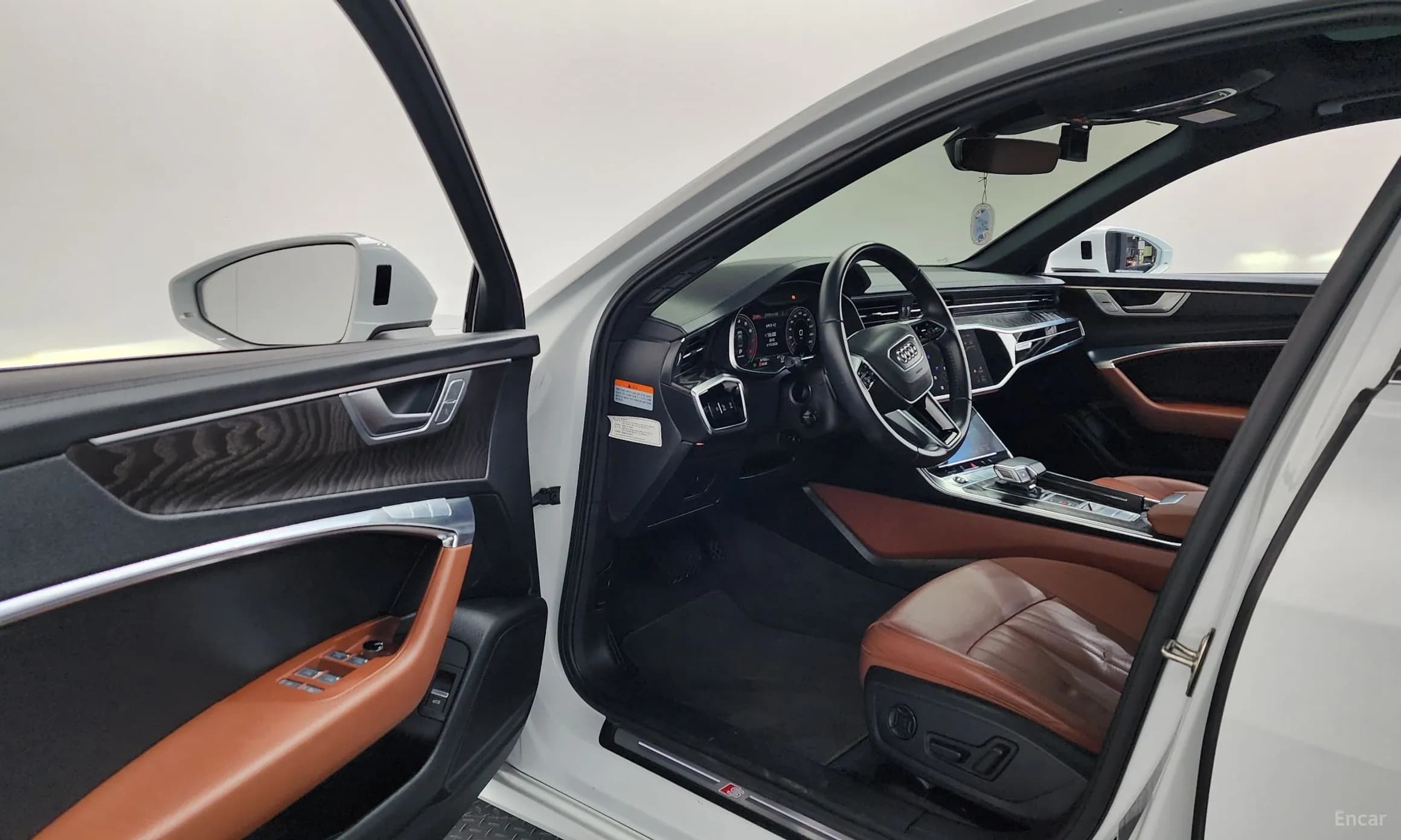 A6 (C8)