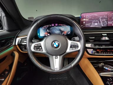 5 Series (G30)