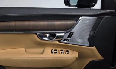 S90